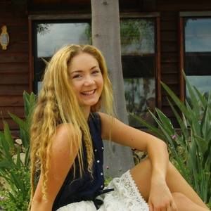 Meet your Posher, Marina