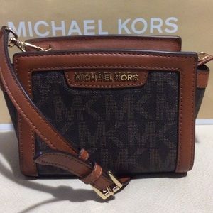 Michael Kors Mini Selma
