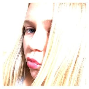 Meet your Posher, Vera