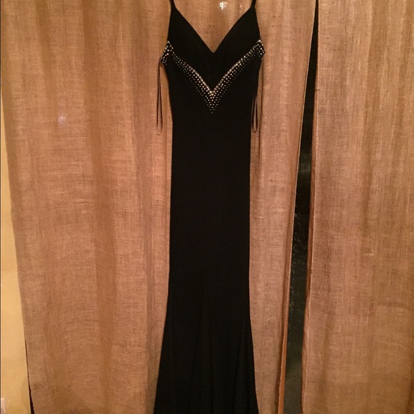 LaFemme NYE dress