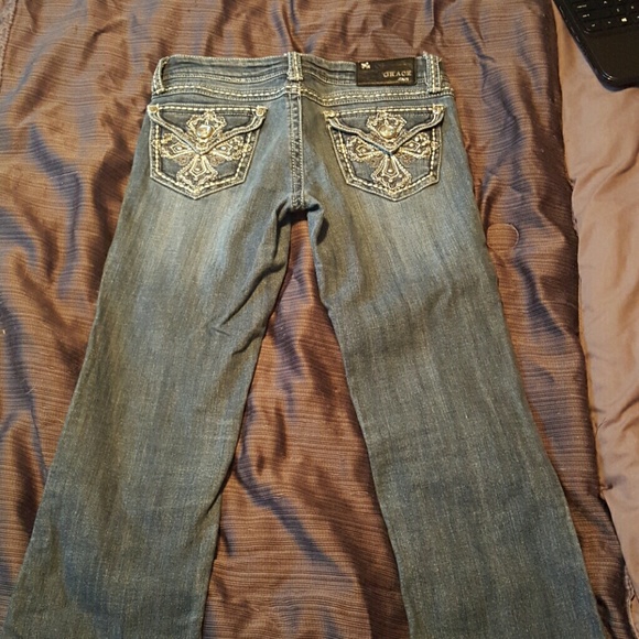 Grace in LA jeans - Picture 2 of 4