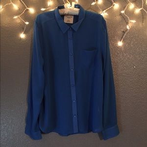 AMERICAN EAGLE ROYAL BLUE SHEER BUTTON UP