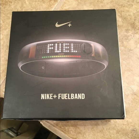 NIKE FUEL BAND