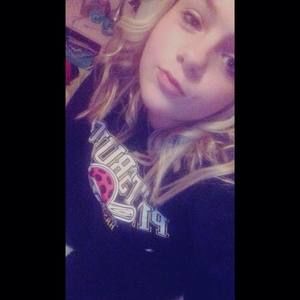 Meet your Posher, Eva