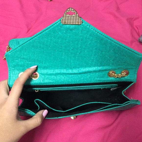 Small Purse - Picture 4 of 4