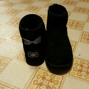 Supersport black sparkly uggs