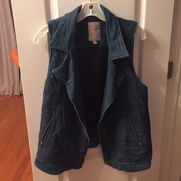 Guess denim sleeveless vest