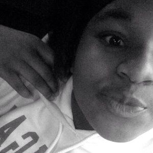 Meet your Posher, Shavera