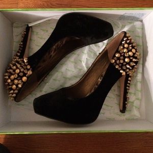 Sam Edelman Roza black crushed velvet pumps