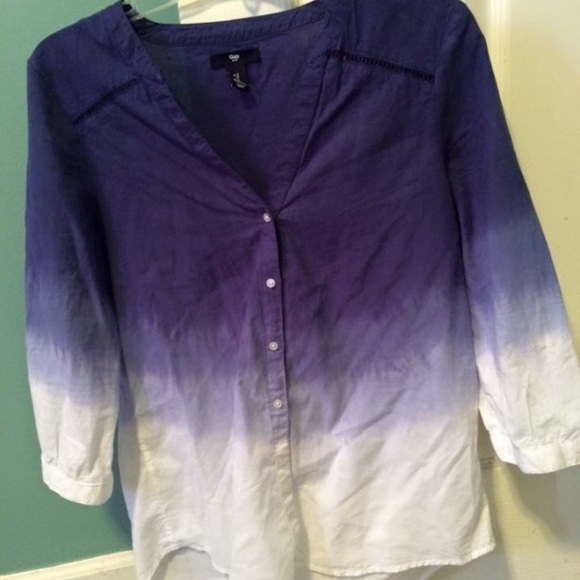 Womens gap shirt