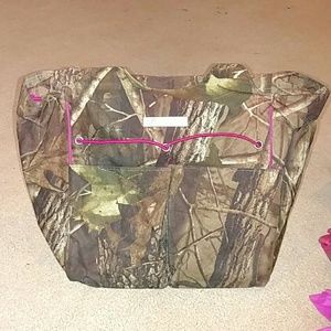 Camo ariat purse