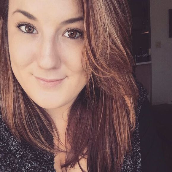 Meet your Posher, Cody - Picture 2 of 2