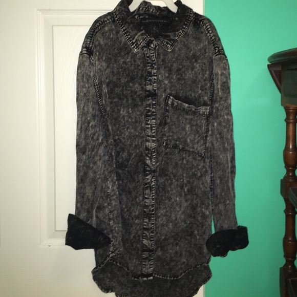 Acid wash black button down flannel