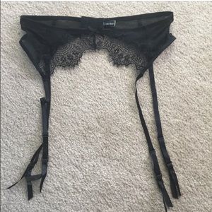 ICollection lacy luxury garter belt.