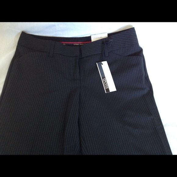 Express Editor Flare Leg Low Rise - Picture 2 of 4