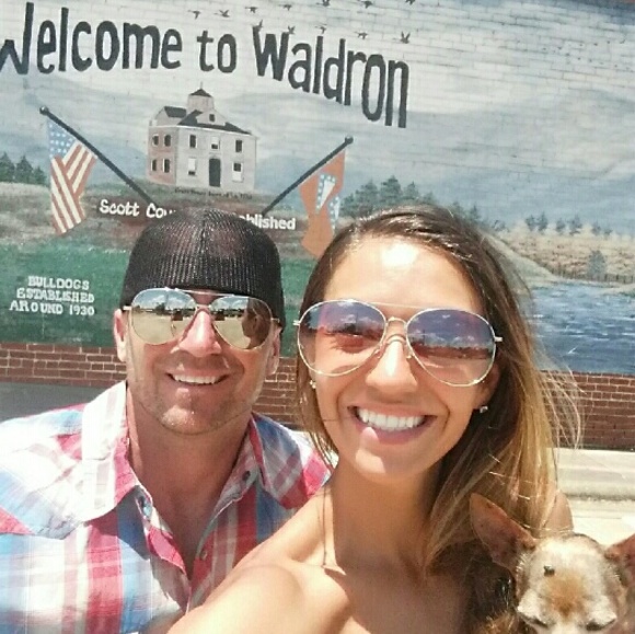 Meet your Posher, Kim - Picture 3 of 4