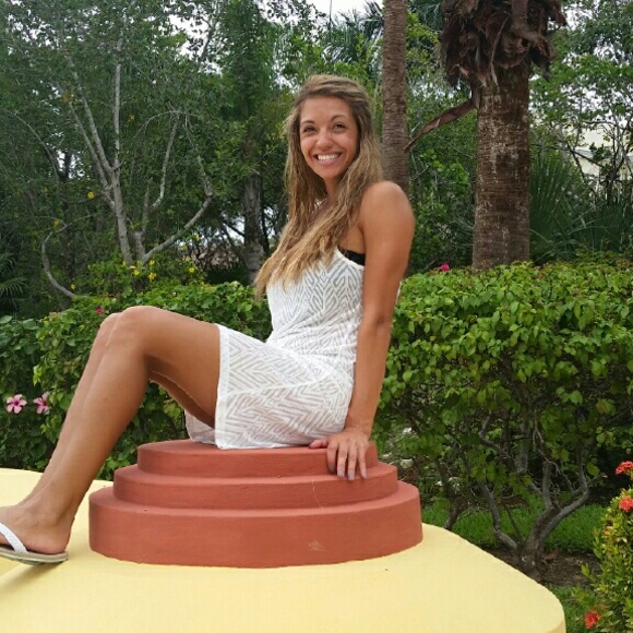 Meet your Posher, Kim - Picture 4 of 4