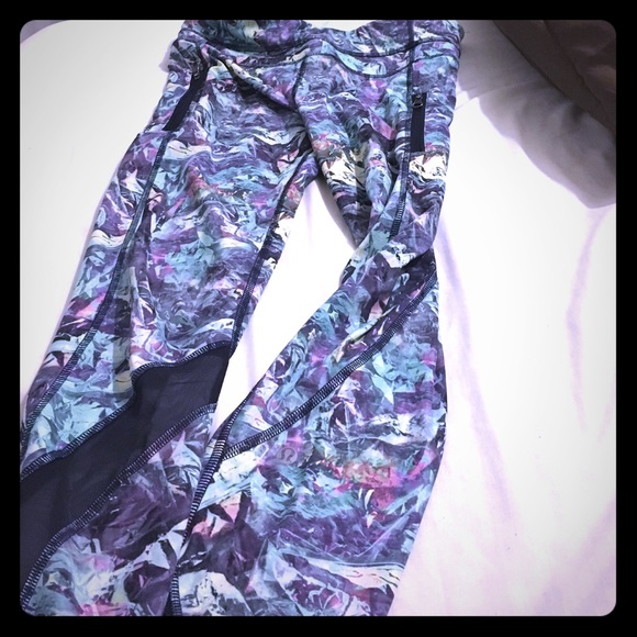 Size 6 Lululemon leggings
