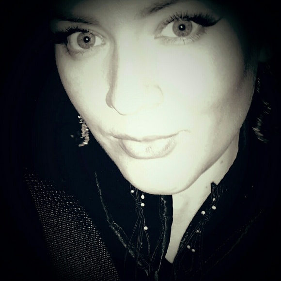 Meet your Posher, Gulnara - Picture 1 of 1