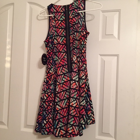 NWT dress sz M - Picture 2 of 4