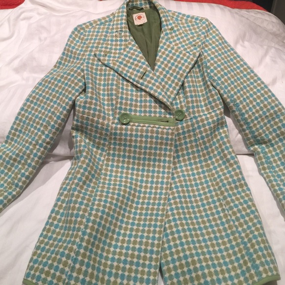 A Tulle cotton with lining pea coat