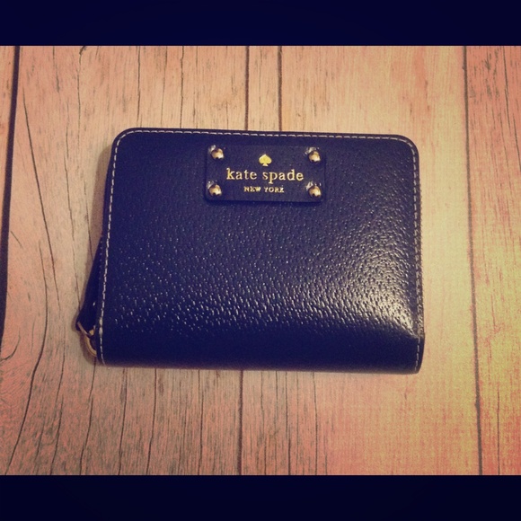 NWT Kate Spade Navy Leather Wallet