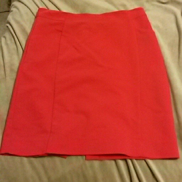 Red above the knee skirt H&M