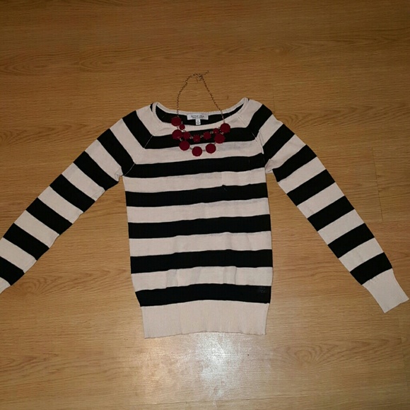 ❌SOLD ❌ Black & White Stripes