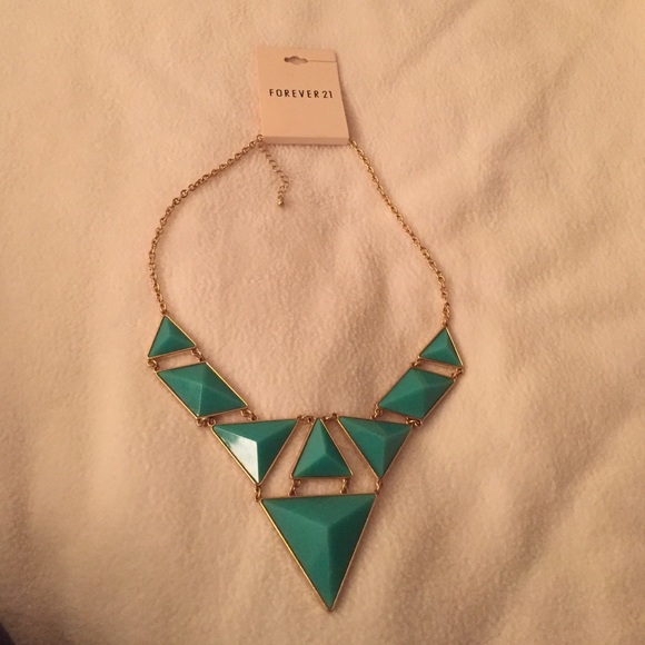 New forever 21 necklace