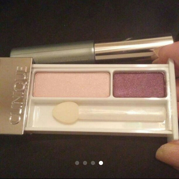 Sold! Sold! Sold! Clinique Set - Picture 4 of 4