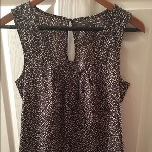 Printed Sleeveless Blouse