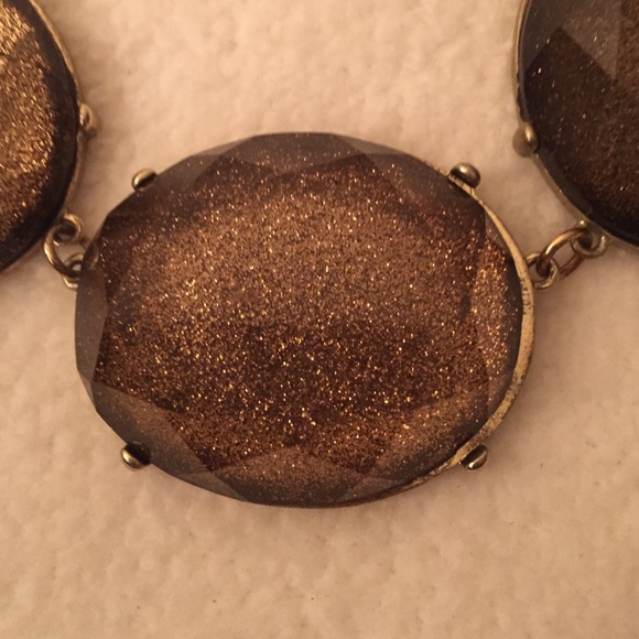 statement necklace - Picture 2 of 4
