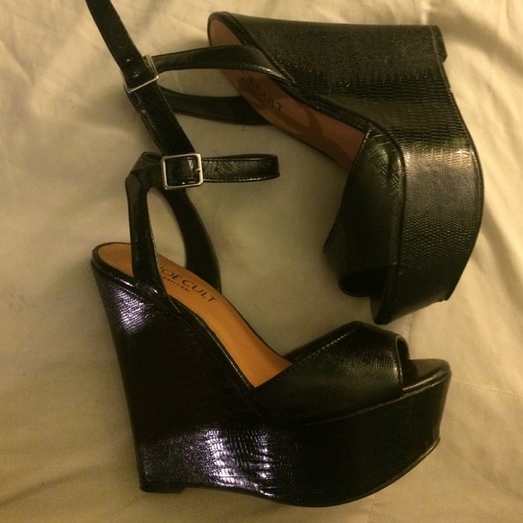 Black platform wedges