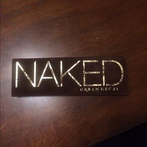 Authentic naked pallet