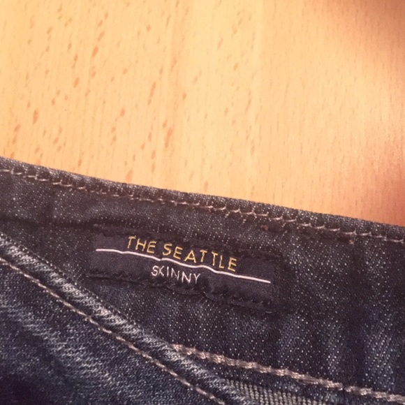 Authentic jeans - Picture 3 of 4