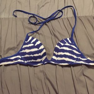 Hollister push-up bikini top