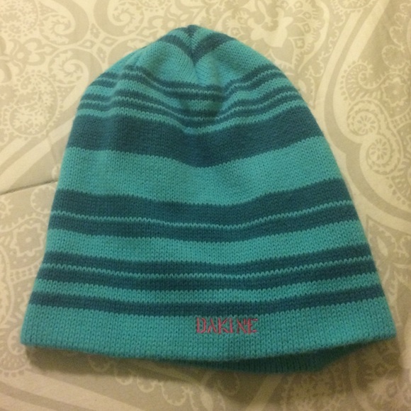 Dakine hat