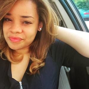 Meet your Posher, Candice