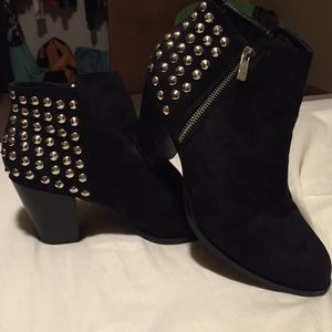 Black studded heeled booties