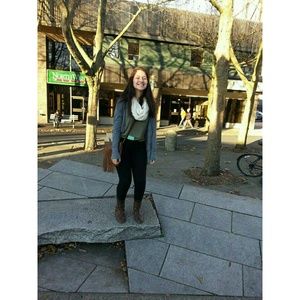 Meet your Posher, Bella