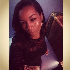 Meet your Posher, Kniecole