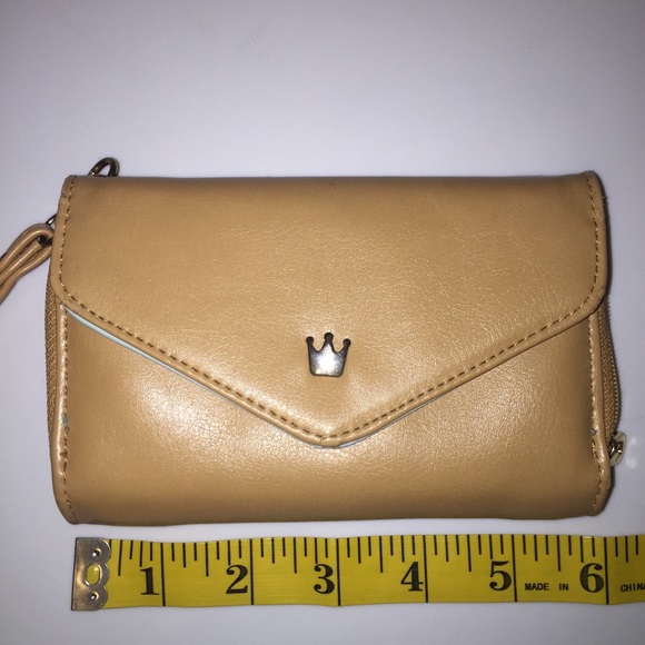 Phone wallet! - Picture 2 of 4