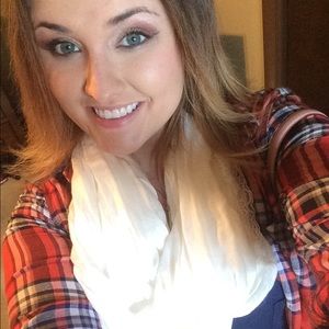 Meet your Posher, Alissa