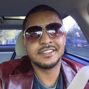 Meet your Posher, Troy