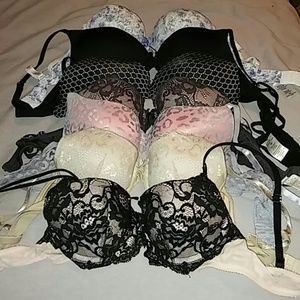 7 bras !