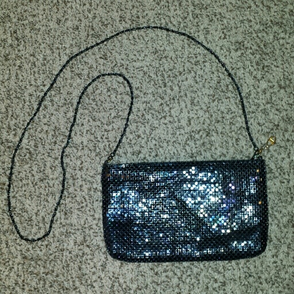 Handbags - Vintage Metal Mesh Evening Purse