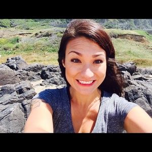 Meet your Posher, Andrea