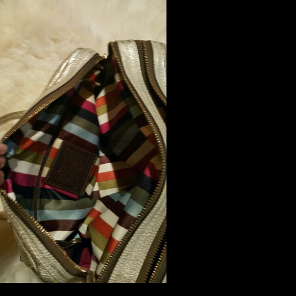 Coach purse - Picture 3 of 4