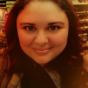 Meet your Posher, Devynn