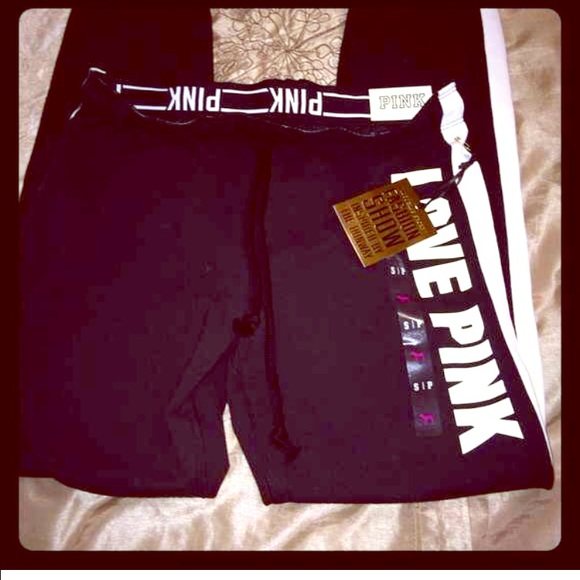 SALE⭐️V🎀Secret PINK🎀Fashion show gym pants sz S
